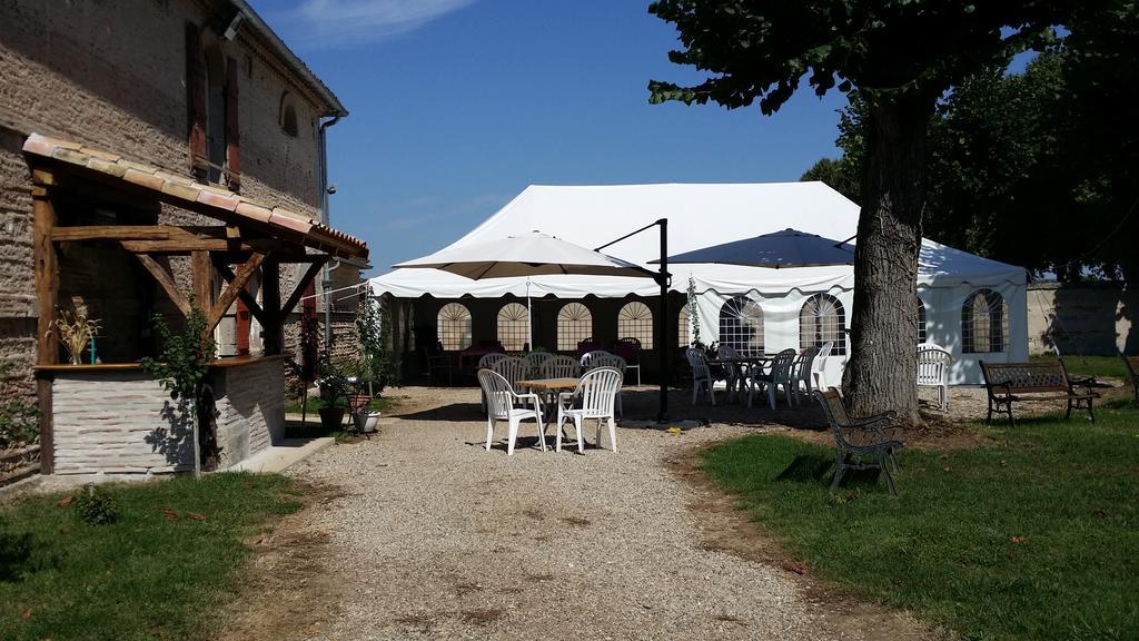 Chateau De Lacaze Lagarrigue  Buitenkant foto