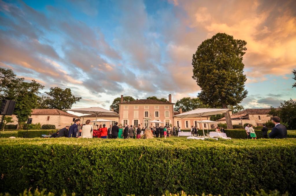 Chateau De Lacaze Lagarrigue  Buitenkant foto