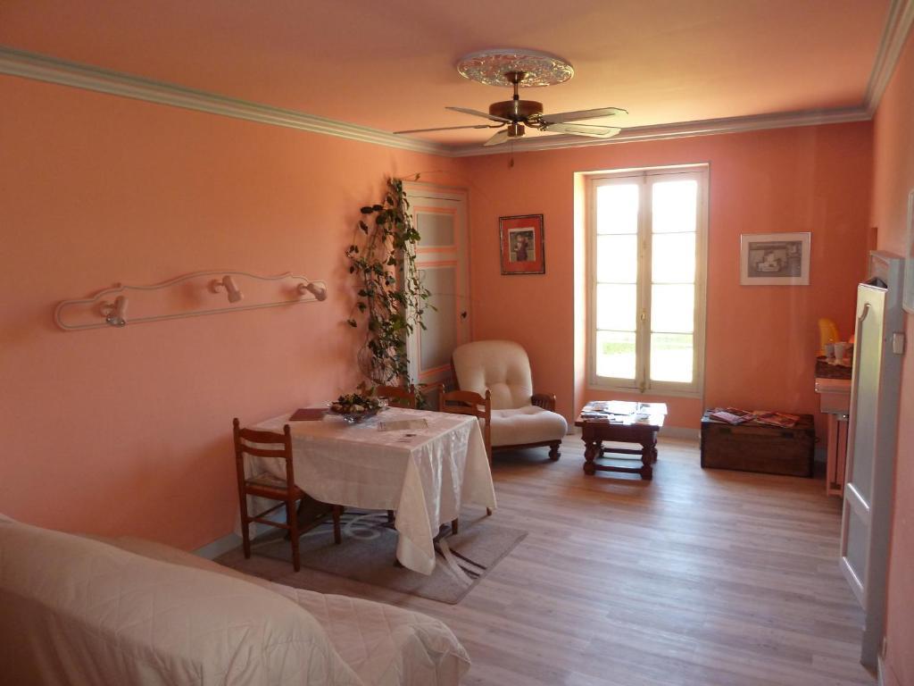 Chateau De Lacaze Lagarrigue  Buitenkant foto